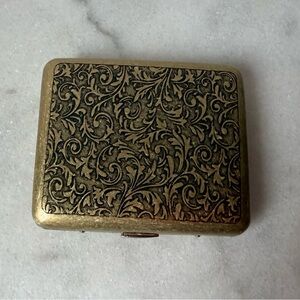 Ornate Floral Embossed Metal cigarette case. Retro style